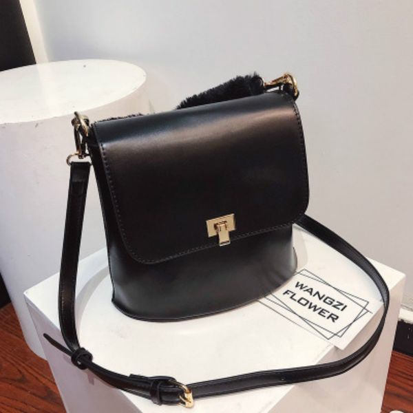 simple solid women's bucket bags fashion plush handle women purses and handbags pu leather shoulder messenger bags 2019 new
simple solid women's bucket bags fashion plush handle women purses and handbags pu leather shoulder messenger bags 2019 new