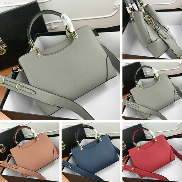 selling fashion bags vintage medium handbag tote women luxury leather shoulder bags purse handbags crossbody tote purse shopping bag
selling fashion bags vintage medium handbag tote women luxury leather shoulder bags purse handbags crossbody tote purse shopping bag