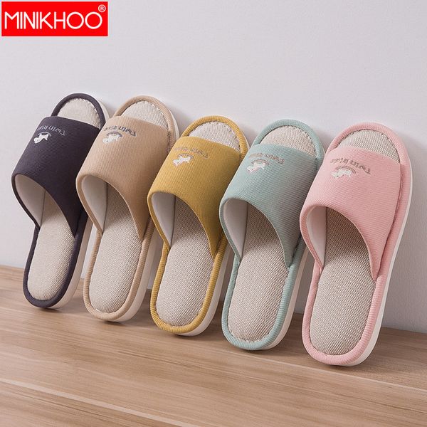 2020 spring women cotton slippers house bathroom non-slip flat trojan lovers slippers female platform indoor autumn men, Black
2020 spring women cotton slippers house bathroom non-slip flat trojan lovers slippers female platform indoor autumn men, Black
