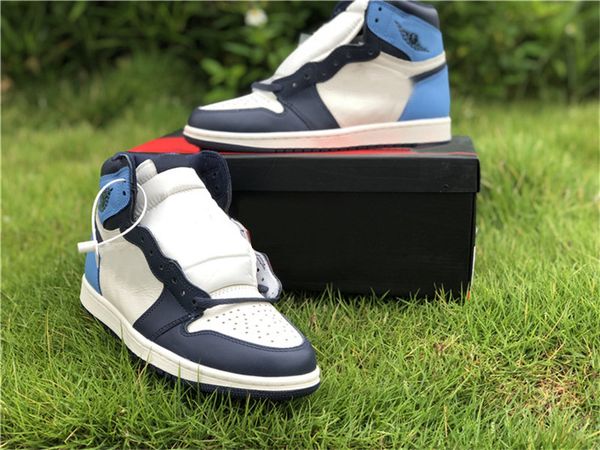 2019 authentic 1 high og retro obsidian sail university blue chill man basketball shoes 555088-140 athletic sneakers with original box
2019 authentic 1 high og retro obsidian sail university blue chill man basketball shoes 555088-140 athletic sneakers with original box