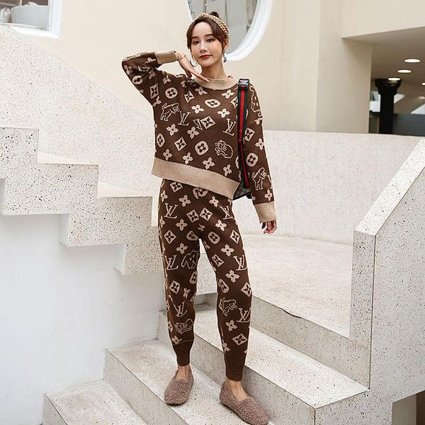 christmas sell like cakes two-piece loose turtleneck sweater suits and small pants with monogrammed prints are selling like cakes, White
christmas sell like cakes two-piece loose turtleneck sweater suits and small pants with monogrammed prints are selling like cakes, White