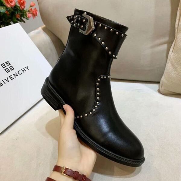 high-end female autumn and winter 2019 new rivet british wind martin boots tide custom retro bare boots single boots, Black
high-end female autumn and winter 2019 new rivet british wind martin boots tide custom retro bare boots single boots, Black