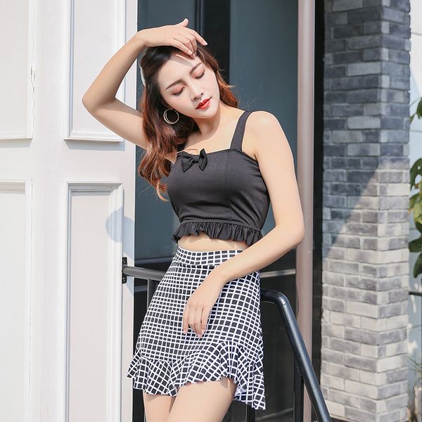 bikinis set 2021 swimwear women two-pieces skirt style conservative show thin spring beach swimming quick dry suit a2221ypd
bikinis set 2021 swimwear women two-pieces skirt style conservative show thin spring beach swimming quick dry suit a2221ypd