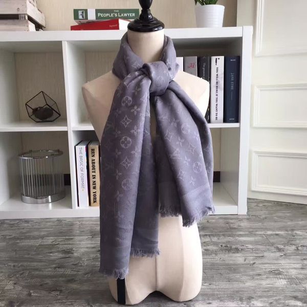 2020luxury designer silk cotton square scarf for men brand women mens silk denim design scarves scarfs pashminas gift 140x140cm, Blue;gray
2020luxury designer silk cotton square scarf for men brand women mens silk denim design scarves scarfs pashminas gift 140x140cm, Blue;gray