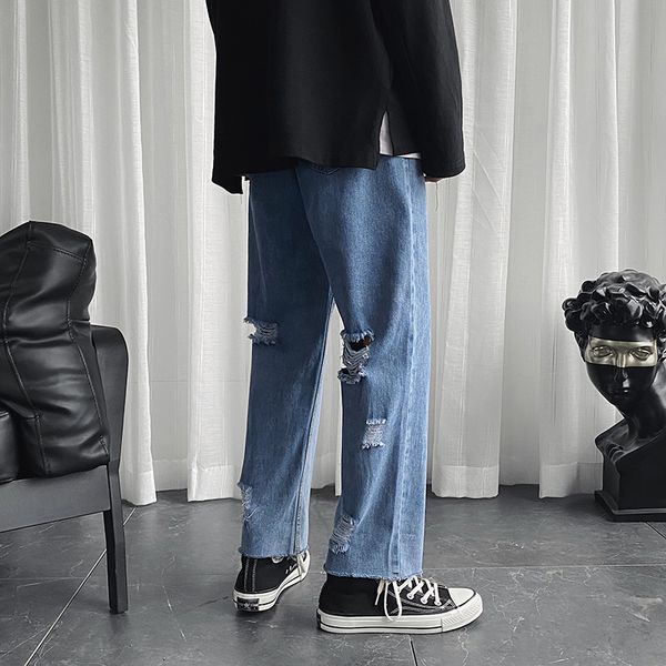 2020 spring and autumn new youth popular solid color ripped jeans fashion casual loose large size straight pants blue 28-36
2020 spring and autumn new youth popular solid color ripped jeans fashion casual loose large size straight pants blue 28-36