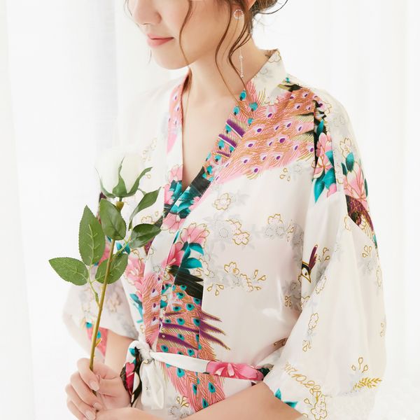 white bride bridesmaid wedding robe dress gown print xxxl v-neck bath nightwear women flower kimono with belt lady gift, Black;red
white bride bridesmaid wedding robe dress gown print xxxl v-neck bath nightwear women flower kimono with belt lady gift, Black;red