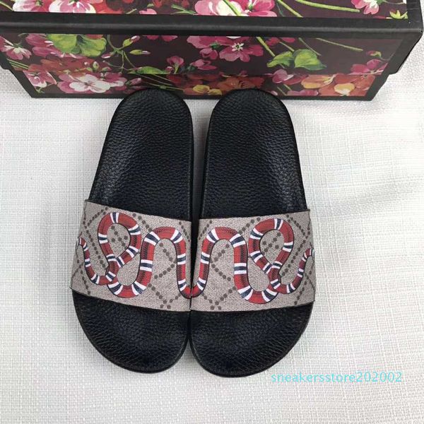 men women sandals designer shoes luxury slide summer fashion wide flat slippery sandals slippers flip size 35-45 flower s02, Black
men women sandals designer shoes luxury slide summer fashion wide flat slippery sandals slippers flip size 35-45 flower s02, Black