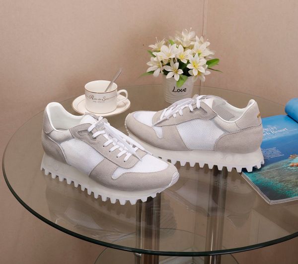 2019 new low cut utility black 1 casual shoes classic shoes men women skateboarding shoes white wheat trainers sports sneakers
2019 new low cut utility black 1 casual shoes classic shoes men women skateboarding shoes white wheat trainers sports sneakers