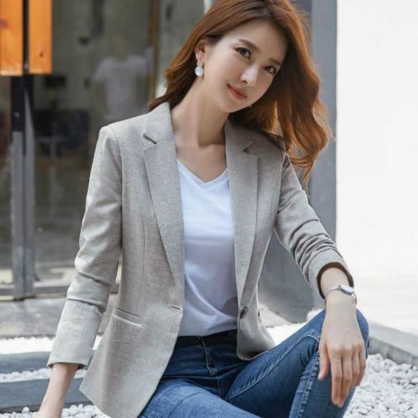2020 spring autumn women new fashion business suit outwears female elegant work office ladies long sleeve casual blazers b01, White;black
2020 spring autumn women new fashion business suit outwears female elegant work office ladies long sleeve casual blazers b01, White;black