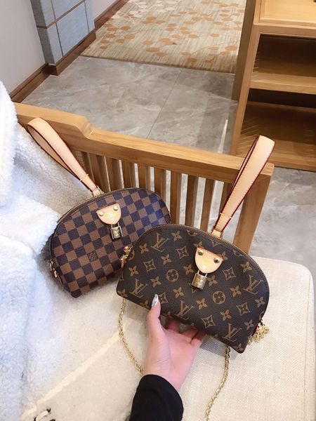 2020 new fashion bags shopping party charm wild shoulder baglwfk, Black
2020 new fashion bags shopping party charm wild shoulder baglwfk, Black