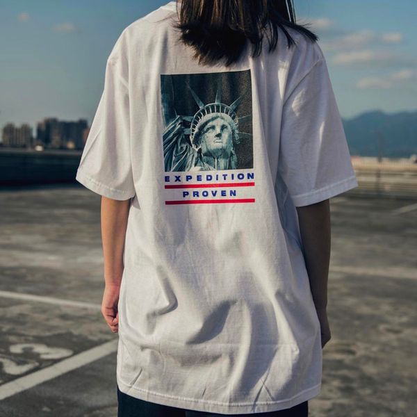 19fw thenf box logo statue of liberty tee fashion street skateboard short sleeves tees summer casual t-shirt hip hop men women t-shirt, White;black
19fw thenf box logo statue of liberty tee fashion street skateboard short sleeves tees summer casual t-shirt hip hop men women t-shirt, White;black