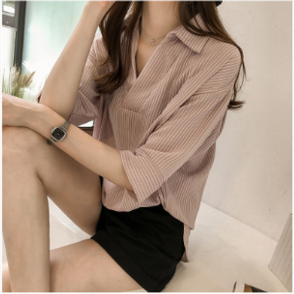 spring and summer clothing new large size korean version loose loose thin striped shirt female seven-sleeved shirt wild rest, Black;white
spring and summer clothing new large size korean version loose loose thin striped shirt female seven-sleeved shirt wild rest, Black;white