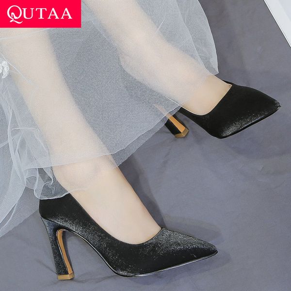 qutaa 2019 women shoes synthetic pointed toe women pumps spring/autumn slip on wedding shoes casual ladies pumps size 34-43, Black
qutaa 2019 women shoes synthetic pointed toe women pumps spring/autumn slip on wedding shoes casual ladies pumps size 34-43, Black