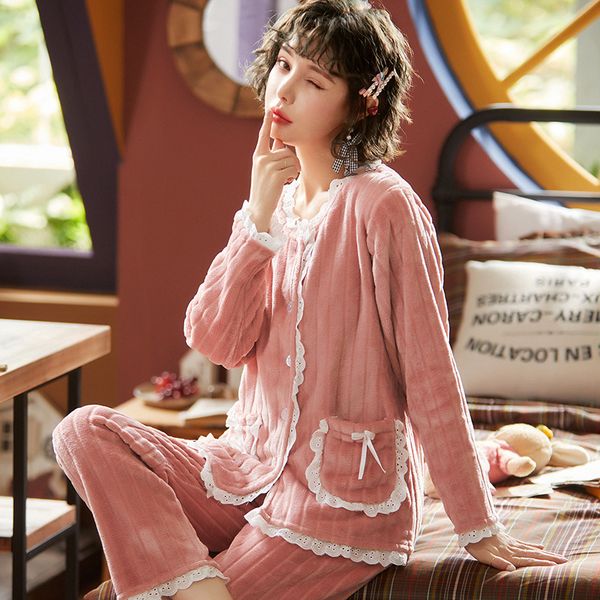 women's sleepwear coral velvet cute freshing sweet beauty cardigan suit autumn and winter flannel ladies pajamas nightwear home service, Black;red
women's sleepwear coral velvet cute freshing sweet beauty cardigan suit autumn and winter flannel ladies pajamas nightwear home service, Black;red