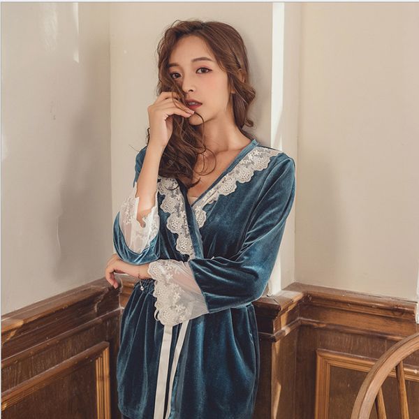 2019 new gold velvet casual home service light luxury simple two-piece set long-sleeved trousers lace pajamas suit homewear, Black;red
2019 new gold velvet casual home service light luxury simple two-piece set long-sleeved trousers lace pajamas suit homewear, Black;red