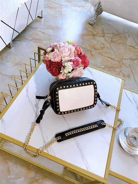 designer bags chain shoulder purse women fashion crossbody designer luxury purse handbag pada ladies purses bag
designer bags chain shoulder purse women fashion crossbody designer luxury purse handbag pada ladies purses bag