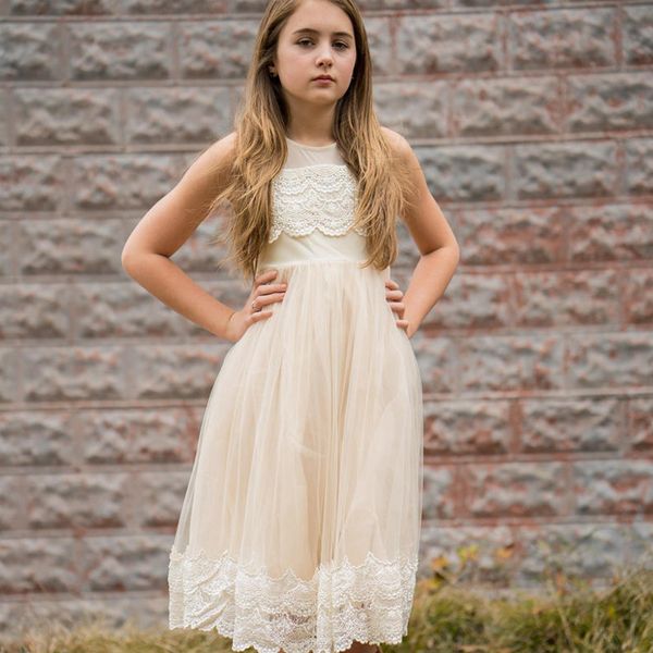 2019 new country flower girls dresses tea length tiered girls pageant gowns summer kids beach dress, White;blue
2019 new country flower girls dresses tea length tiered girls pageant gowns summer kids beach dress, White;blue