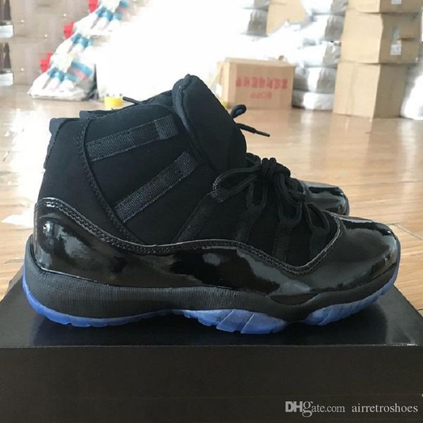 xi 11 black out prom night 11s men basketball shoes mens athletic sport trainer 378037-005 sneakers size eur 41-47
xi 11 black out prom night 11s men basketball shoes mens athletic sport trainer 378037-005 sneakers size eur 41-47