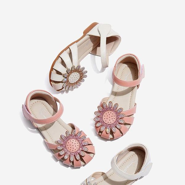 2020 summer kids children girls sandals fashion design sunflowers applique rhinestone petal breathable hollow out shoes, Black;red
2020 summer kids children girls sandals fashion design sunflowers applique rhinestone petal breathable hollow out shoes, Black;red