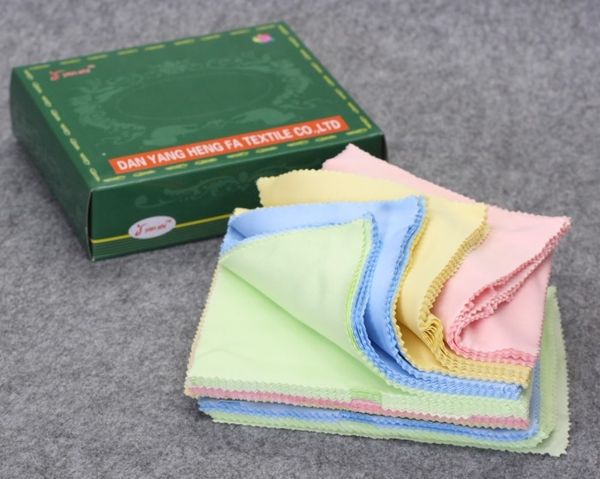 needle three rock pot catering super fine fiber glasses cloth packaging glasses cloth 
needle three rock pot catering super fine fiber glasses cloth packaging glasses cloth