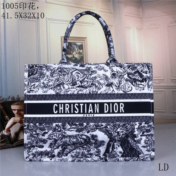 2020 new luxury women/men bags famous designers handbags classic waistbag chest bag lady tote shopping bag crossbody bag 03
2020 new luxury women/men bags famous designers handbags classic waistbag chest bag lady tote shopping bag crossbody bag 03