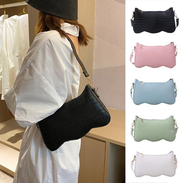 retro pushoulder bag elegant women underarm solid purse small lady handbags for outdoor shopping traveling ornaments 
retro pushoulder bag elegant women underarm solid purse small lady handbags for outdoor shopping traveling ornaments
