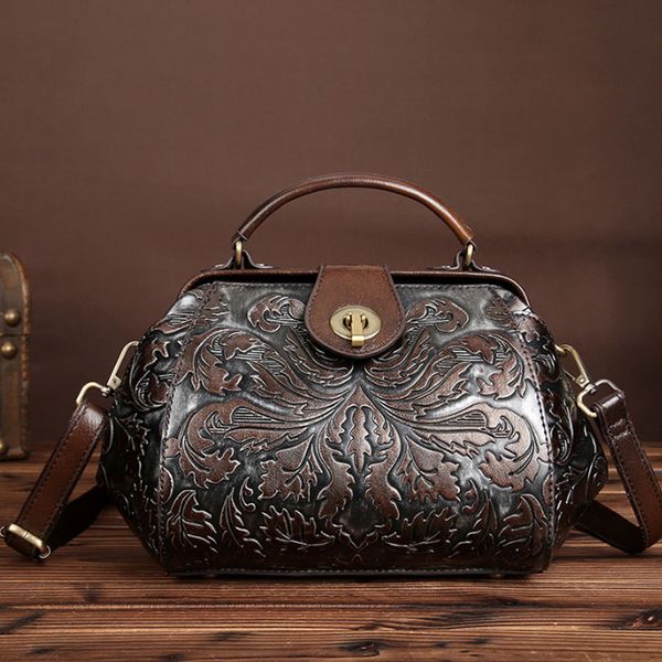 women genuine leather embossed handbag brand vintage messenger bags floral printing bag with lock leather bag shoulder
women genuine leather embossed handbag brand vintage messenger bags floral printing bag with lock leather bag shoulder