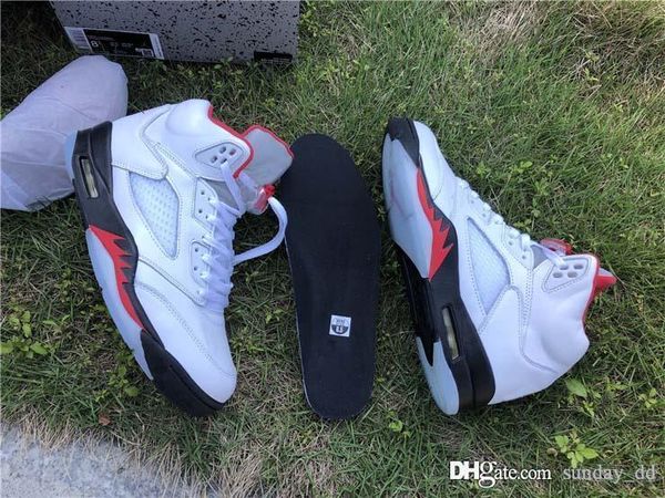 air authentic high og 5 fire red retro basketball shoes white black 3m reflective tongue the last dance men sports sneakers da1911-102
air authentic high og 5 fire red retro basketball shoes white black 3m reflective tongue the last dance men sports sneakers da1911-102