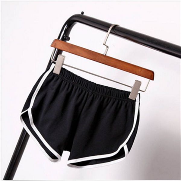 2017 women sport fitness yoga shorts women athletic shorts cool ladies sport running short fitness clothes, White;red
2017 women sport fitness yoga shorts women athletic shorts cool ladies sport running short fitness clothes, White;red