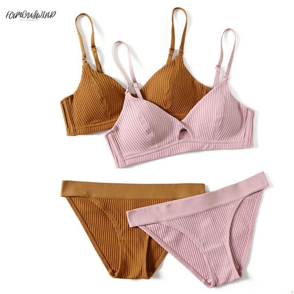 fashion 2019 brand romantic temptation bra set women high-end stripes underwear set push up wire bra and panties set, Red;black
fashion 2019 brand romantic temptation bra set women high-end stripes underwear set push up wire bra and panties set, Red;black
