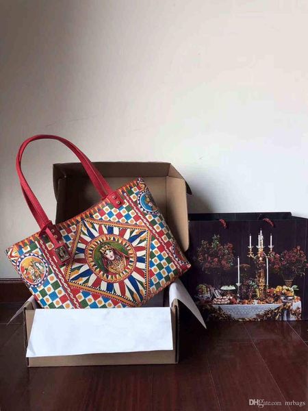classic ladies print handbags big designer leather mother bag retro lady style with leather clutch leather long shoulder strap shoulder bag
classic ladies print handbags big designer leather mother bag retro lady style with leather clutch leather long shoulder strap shoulder bag