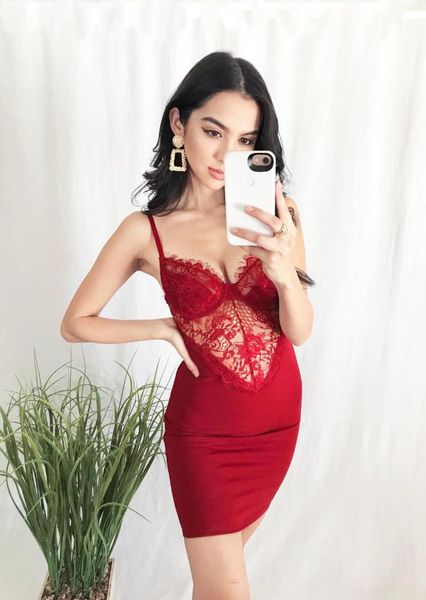 2019 new style fashion women summer short mini dress party sleeveless lace solid see through beach sundress, Black;gray
2019 new style fashion women summer short mini dress party sleeveless lace solid see through beach sundress, Black;gray