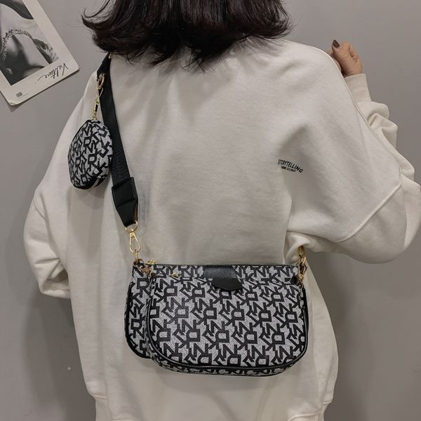 new woman messenger bag autumn winter fashion three in one handbags wide shoulder strap crossbody bag clutch purse ing
new woman messenger bag autumn winter fashion three in one handbags wide shoulder strap crossbody bag clutch purse ing