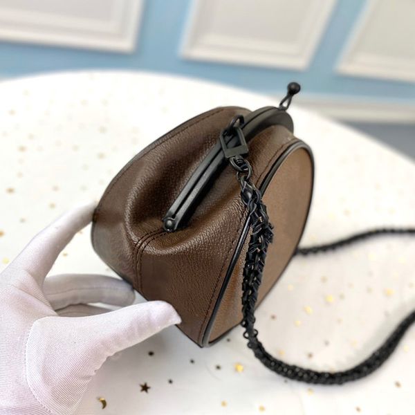 2020 fashion woman bags shoulder bag cosmetic makeup bag beach bags graffiti bag cluth ing
2020 fashion woman bags shoulder bag cosmetic makeup bag beach bags graffiti bag cluth ing