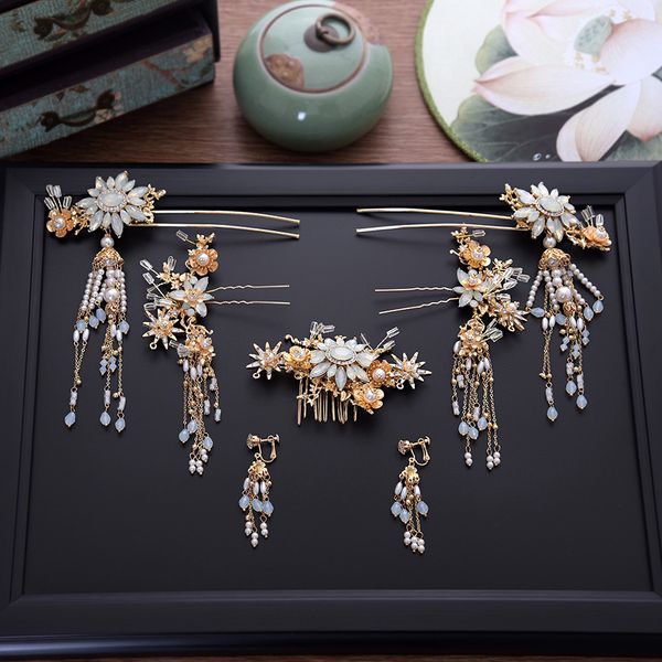 bride chinese vintage headdress beaded tassel protein hairpins comb crystal hair jewelry vintage wedding hair accessories, Golden;white
bride chinese vintage headdress beaded tassel protein hairpins comb crystal hair jewelry vintage wedding hair accessories, Golden;white