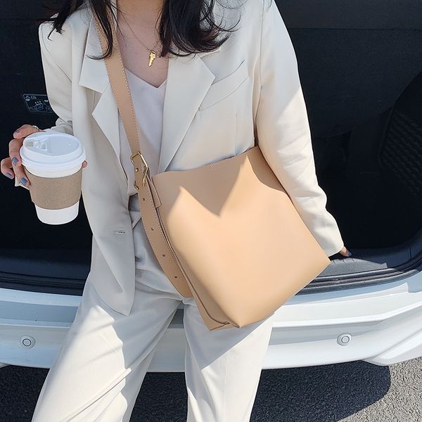 women small handbags shoulder bags ladies tote bucket bag famous brands female pu leather crossbody bags for women
women small handbags shoulder bags ladies tote bucket bag famous brands female pu leather crossbody bags for women