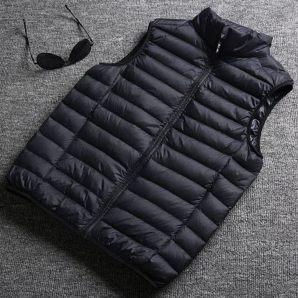new designer men and women winter down vest classic feather weskit jackets womens casual vests coat, Black;white
new designer men and women winter down vest classic feather weskit jackets womens casual vests coat, Black;white