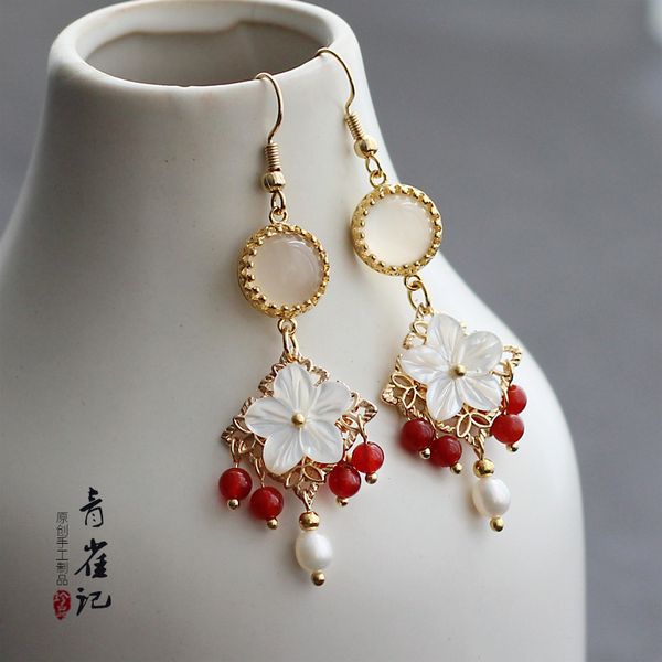 handmade retro classical ethnic-style shell flower earrings cheongsam accessories ear stud clip-on, Silver
handmade retro classical ethnic-style shell flower earrings cheongsam accessories ear stud clip-on, Silver