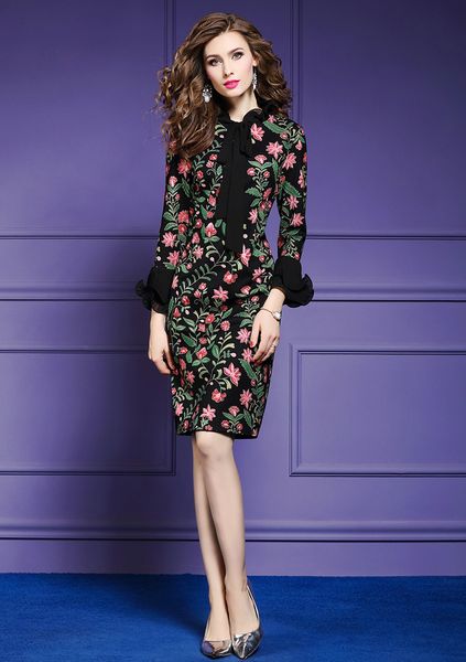 2020 black women dresses autumn elegant floral print v neck female vintage ruffle vestidos retro office party robe femme plus size, Black;gray
2020 black women dresses autumn elegant floral print v neck female vintage ruffle vestidos retro office party robe femme plus size, Black;gray