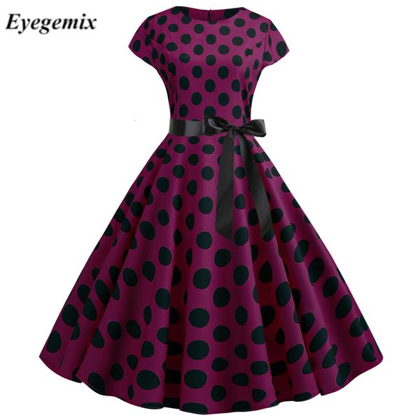summer vintage dress women 2019 casual dot print sleeveless midi a line office dress plus size elegant party robe femme, Black;gray
summer vintage dress women 2019 casual dot print sleeveless midi a line office dress plus size elegant party robe femme, Black;gray