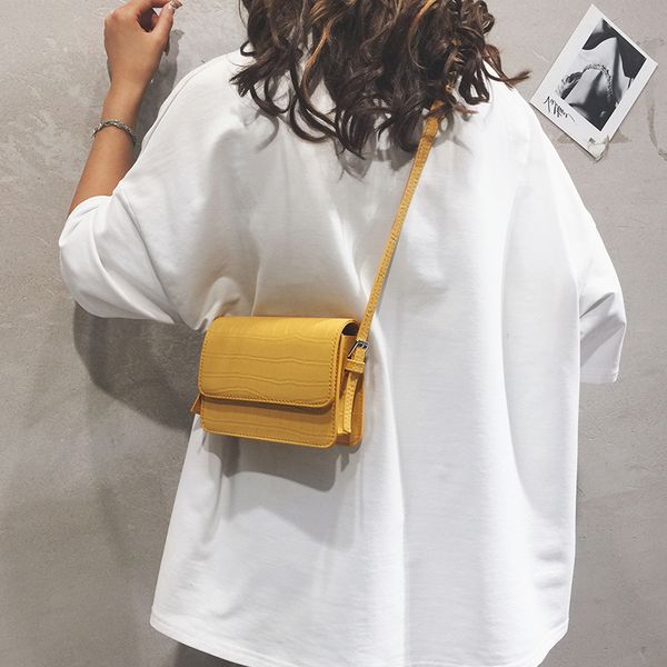 simple small bag female 2020 new korean version of the western style wild shoulder bag summer fashion cross-body
simple small bag female 2020 new korean version of the western style wild shoulder bag summer fashion cross-body