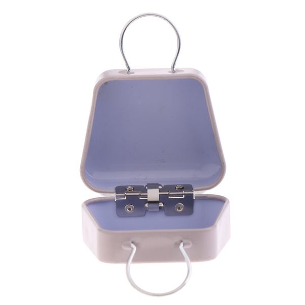 1/12 scale dollhouse miniature metal suitcase luggage case colorful dots 1:12 doll house decor classic toys for children gift 
1/12 scale dollhouse miniature metal suitcase luggage case colorful dots 1:12 doll house decor classic toys for children gift