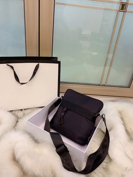 black nylon fabric 2020 new male oblique bag, waterproof canvas men's bags leisure men's singles carrying a shoulder
black nylon fabric 2020 new male oblique bag, waterproof canvas men's bags leisure men's singles carrying a shoulder