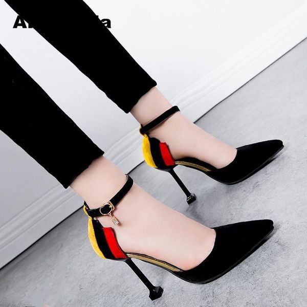 Designer Dress Shoes Female Fashion Sexy Hollow With Sandals Summer Women Pumps Woman String Bead High-heeled Crystal Ankle Strap #196
Designer Dress Shoes Female Fashion Sexy Hollow With Sandals Summer Women Pumps Woman String Bead High-heeled Crystal Ankle Strap #196