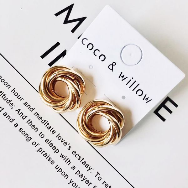 coco&willow gold color twisted metal big studs earrings for women flower fashion studs earrings for party fashion jewelry 2019, Golden;silver
coco&willow gold color twisted metal big studs earrings for women flower fashion studs earrings for party fashion jewelry 2019, Golden;silver