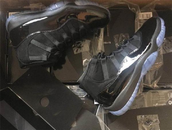 authentic quality cap and gown 11 prom night blackout casual shoes for mens 378037 -005 real carbon fiber sneakers 2020 release, Black
authentic quality cap and gown 11 prom night blackout casual shoes for mens 378037 -005 real carbon fiber sneakers 2020 release, Black