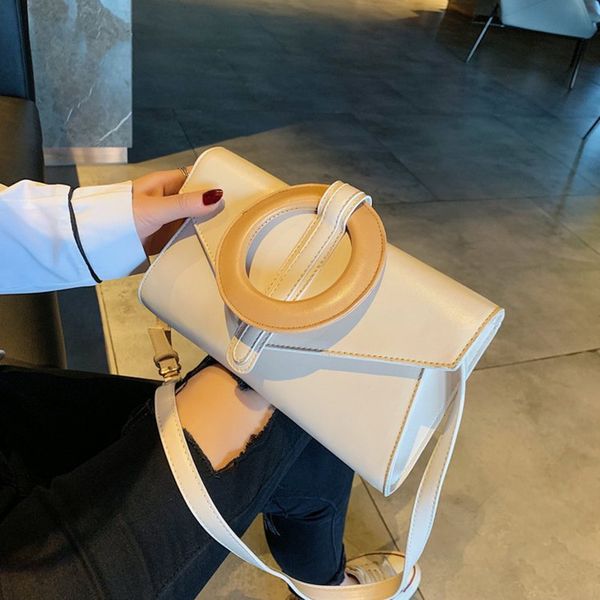 ladies fashion simple shoulder bag individuality ring handle crossbody bag design dinner clutch bags women handbags
ladies fashion simple shoulder bag individuality ring handle crossbody bag design dinner clutch bags women handbags