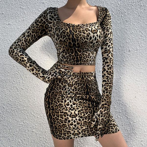 chamsgend women's leopard printed suit and skirts set women fashion leopard print long sleeve patchwork skirt gloves suit
chamsgend women's leopard printed suit and skirts set women fashion leopard print long sleeve patchwork skirt gloves suit