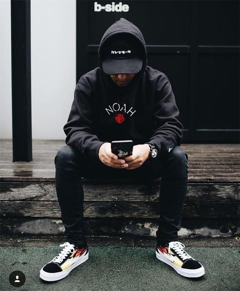 fashion noah rose print 19ss hip hop mens sweatshirts male and female couples autumn and winter loose long sleeves round collar clothing, Black
fashion noah rose print 19ss hip hop mens sweatshirts male and female couples autumn and winter loose long sleeves round collar clothing, Black