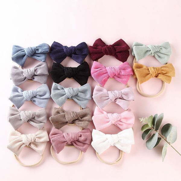 17pcs/lot kids headband corduroy bow for girl ear hairbands turban knot kids turbans accessoire elastic headband, Slivery;white
17pcs/lot kids headband corduroy bow for girl ear hairbands turban knot kids turbans accessoire elastic headband, Slivery;white